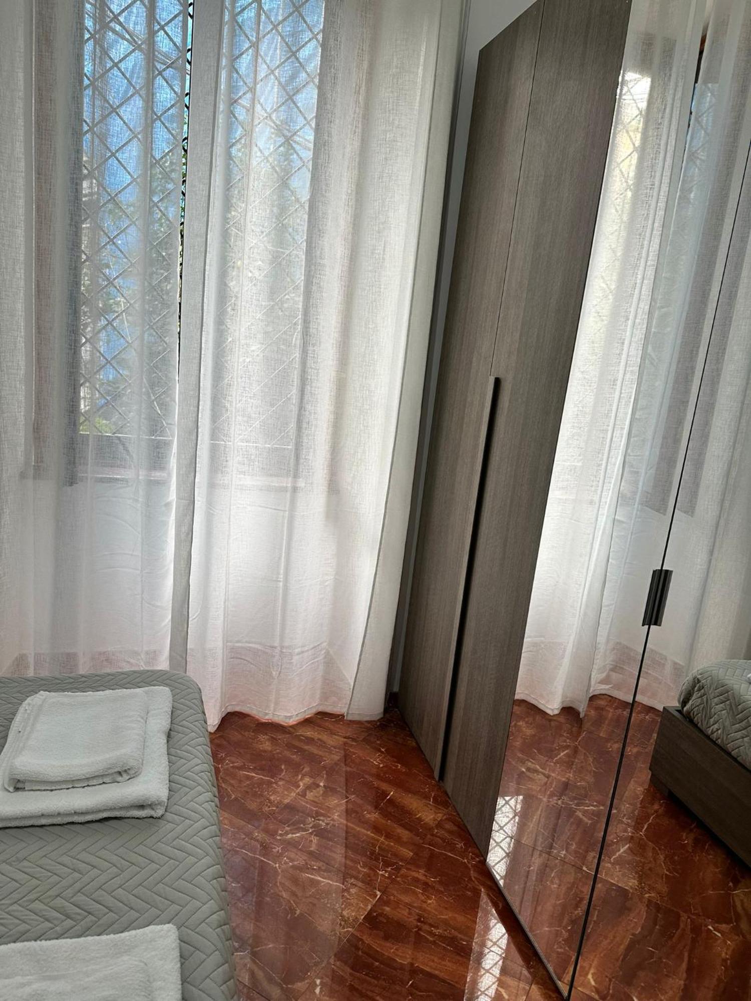 La Tela Di Elena Hotell Napoli Eksteriør bilde